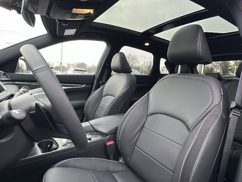 New 2025 INFINITI QX50 Sport image 8
