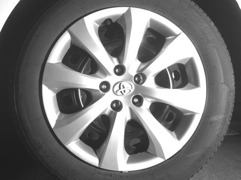 Used 2025 Toyota Corolla LE FWD image 14