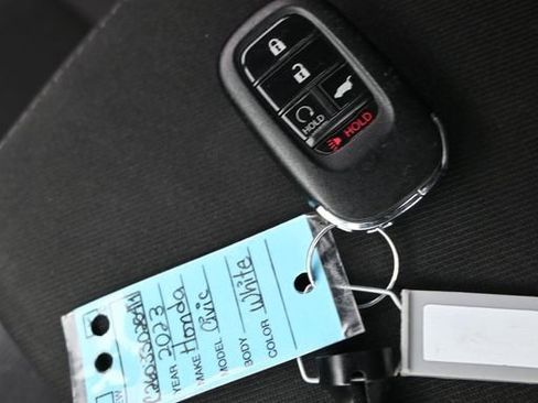 Used 2023 Honda Civic Sport image 25
