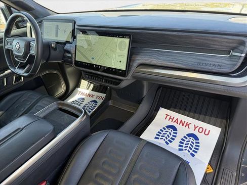 Used 2022 Rivian R1T Launch Edition image 13