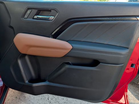 New 2026 GMC Canyon AT4 AWD/4WD image 32