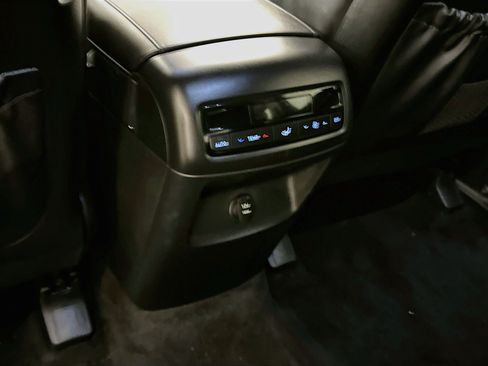 Used 2025 Hyundai Palisade SEL AWD/4WD image 28