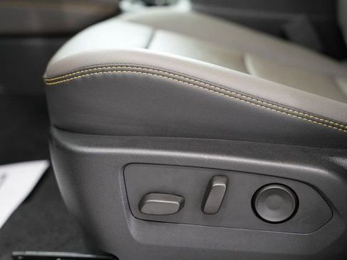 Used 2023 Chevrolet Colorado ZR2 w/ Desert Boss Special Edition image 15