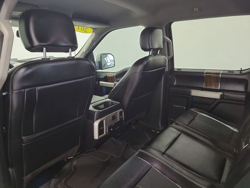 Used 2019 Ford F150 Lariat image 12