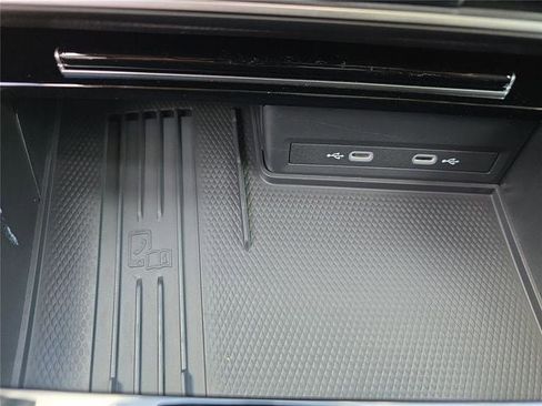 New 2026 Volkswagen Atlas SE image 22