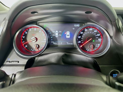 Used 2020 Toyota Camry XSE FWD image 19