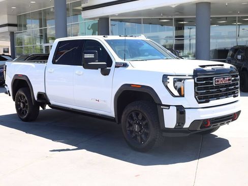 New 2026 GMC Sierra 3500 AT4 w/ AT4 Premium Plus Package AWD/4WD image 8