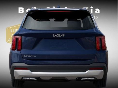 New 2026 Kia Sorento S FWD image 13