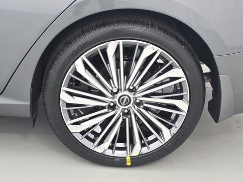 New 2025 Nissan Altima 2.5 SL image 33