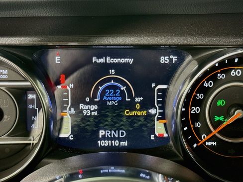 Used 2020 Jeep Wrangler Unlimited Sahara AWD/4WD image 13