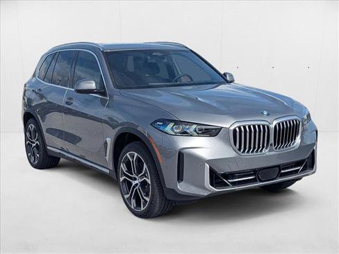 Used 2026 BMW X5 sDrive40i w/ Climate Comfort Package image 6