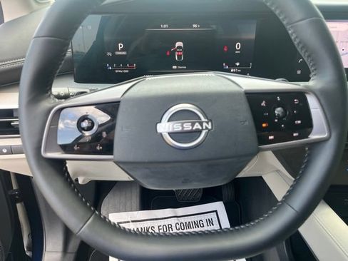 Certified 2025 Nissan Murano SL w/ Cargo Package AWD/4WD image 13
