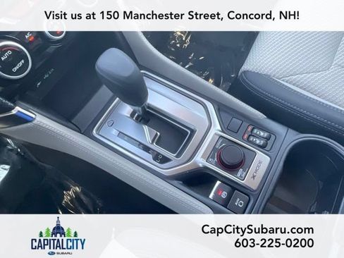 Used 2024 Subaru Forester Premium AWD/4WD image 31