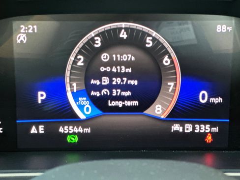 Used 2024 Volkswagen Tiguan SE image 28