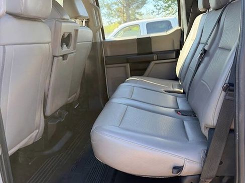 Used 2022 Ford F250 XL w/ Power Equipment Group AWD/4WD image 14
