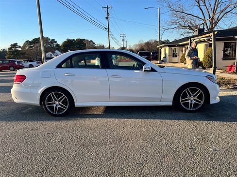 Used 2015 Mercedes-Benz E 350 4MATIC Sedan image 6