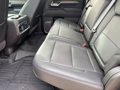 Used 2026 GMC Sierra 3500 Denali w/ Technology Package AWD/4WD image 17