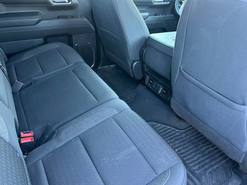 Used 2024 GMC Sierra 1500 Elevation image 18