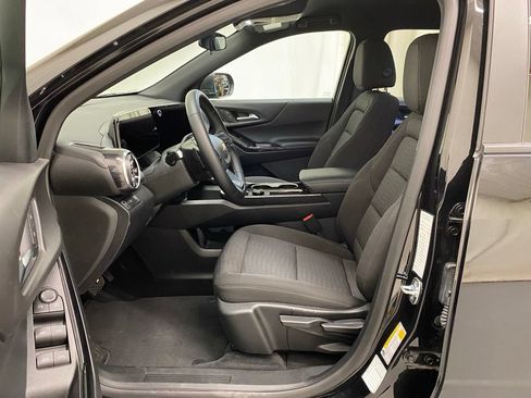 Used 2026 Chevrolet Equinox LT FWD image 14