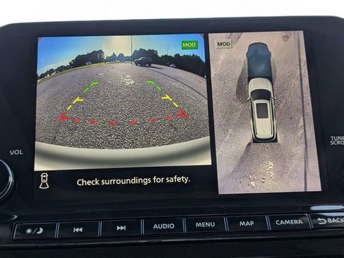 New 2025 Nissan Pathfinder Platinum w/ Cargo Package image 32