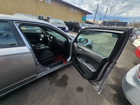 Used 2013 Dodge Charger SXT image 14