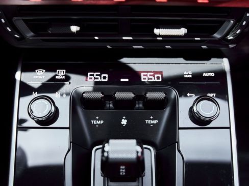 Used 2021 Porsche 911 Turbo S image 64