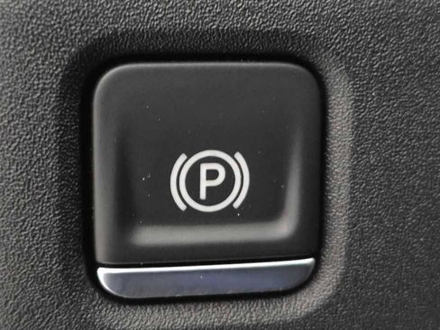 New 2025 Chevrolet Silverado 1500 LT w/ Z71 Off-Road Package image 8