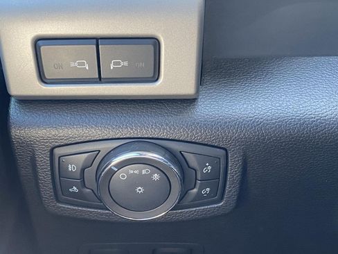 Used 2021 Ford F350 Lariat AWD/4WD image 22
