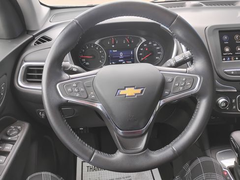 Used 2022 Chevrolet Equinox LT FWD image 9
