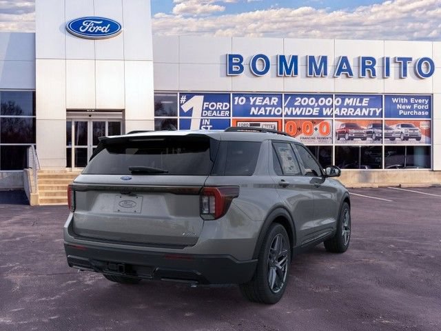 New 2026 Ford Explorer ST-Line w/ ST-Line Street Pack AWD/4WD image 8