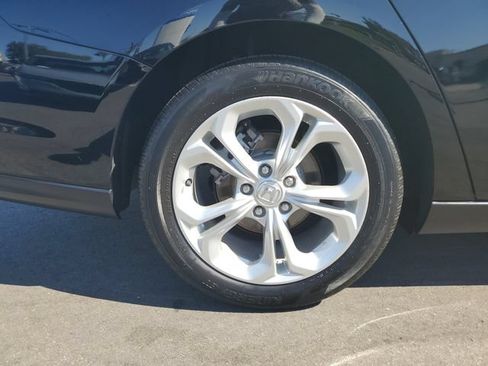 Used 2023 Honda Accord LX image 5