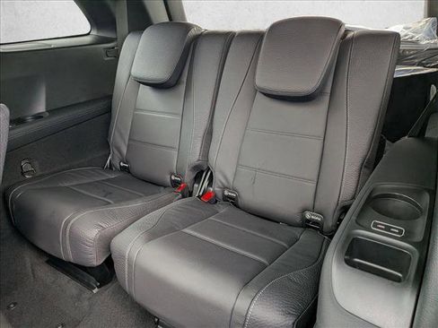 New 2026 Mercedes-Benz GLS 450 4MATIC image 19