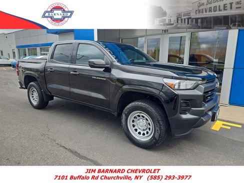 Used 2023 Chevrolet Colorado W/T AWD/4WD image 1