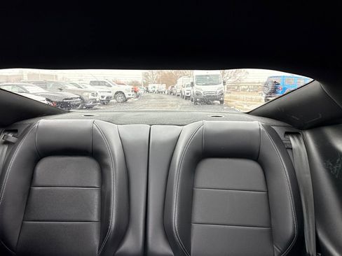 Used 2019 Ford Mustang Premium image 23