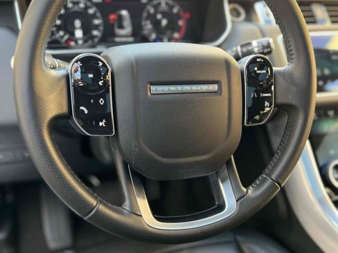 Used 2019 Land Rover Range Rover Sport HSE AWD/4WD image 4