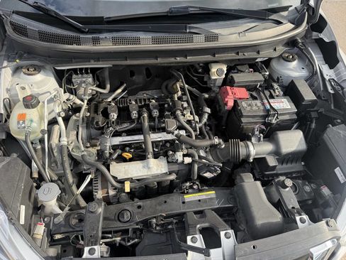 Used 2020 Nissan Kicks SV FWD image 33