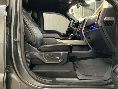 Used 2016 Ford F150 Platinum w/ Equipment Group 701A Luxury AWD/4WD image 32