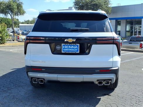 New 2026 Chevrolet Traverse LT image 5