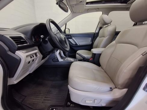Used 2015 Subaru Forester 2.5i Premium w/ Popular Package #2 AWD/4WD image 19
