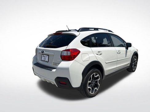 Used 2017 Subaru Crosstrek 2.0i Premium AWD/4WD image 12