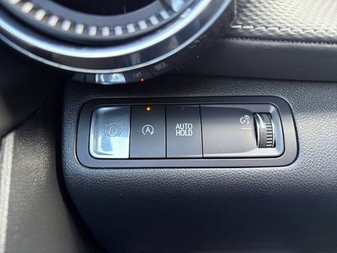 Used 2026 Chevrolet Equinox LT w/ Convenience Package II FWD image 22