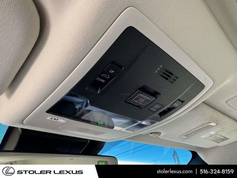 Used 2019 Lexus ES 350 350 w/ Premium Package image 38