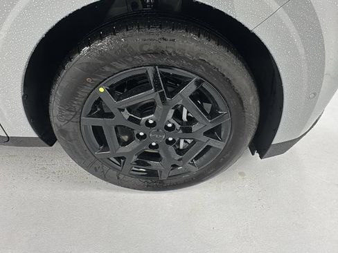 New 2026 Kia Carnival SX w/ SX Dark Edition Package FWD image 9