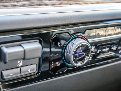 New 2026 Chevrolet Silverado 2500 LT w/ All Star Edition image 32