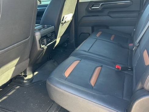 Used 2024 GMC Sierra 2500 AT4 w/ Technology Package image 7