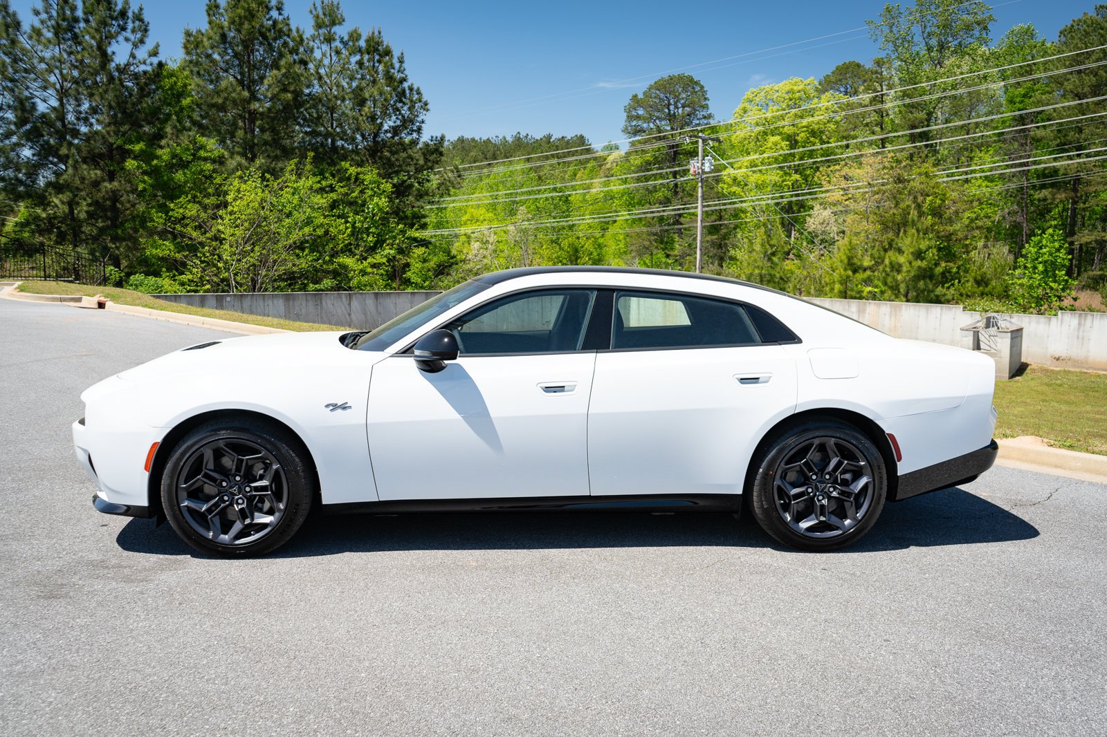 New 2026 Dodge Charger R/T w/ Blacktop Package AWD/4WD image 13