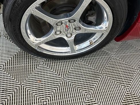 Used 2000 Chevrolet Corvette Base w/ Memory Pkg image 17