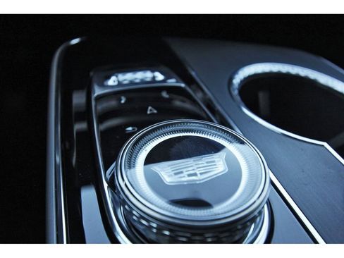 New 2025 Cadillac Lyriq Luxury image 20