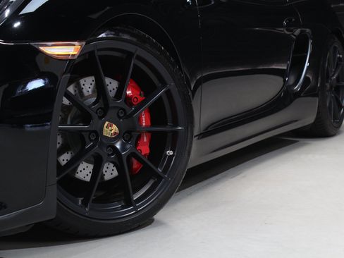 Used 2016 Porsche Boxster Spyder RWD image 43