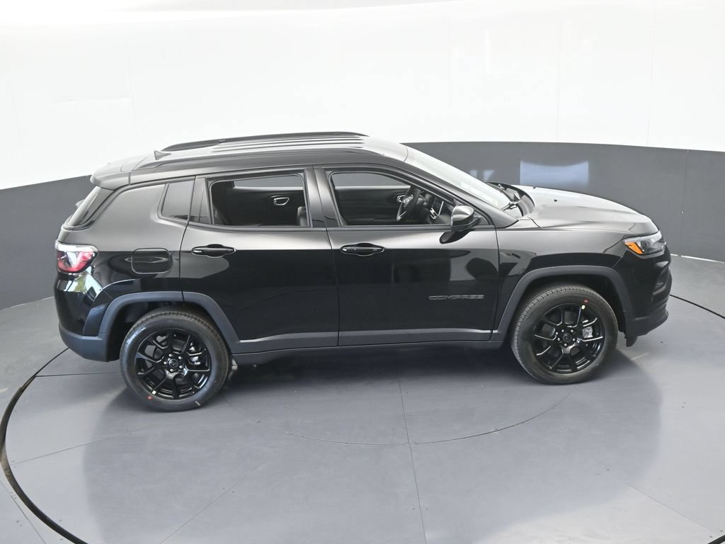 New 2026 Jeep Compass Latitude AWD/4WD image 46